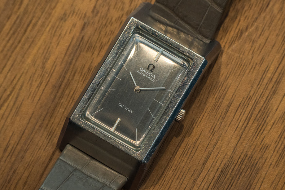 OMEGA De Ville オメガ デヴィル レクタン 手巻き時計 ネイビー OMEGA】 1970's オメガ デビル レクタンギュラー ローマン