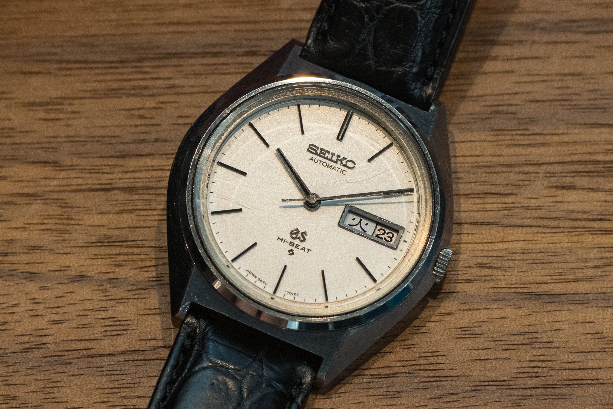 Grand Seiko グランドセイコー 5646-7011 メンズ グランドセイコー デイデイト 56GS 5646-7011 1974年製 – 黒船