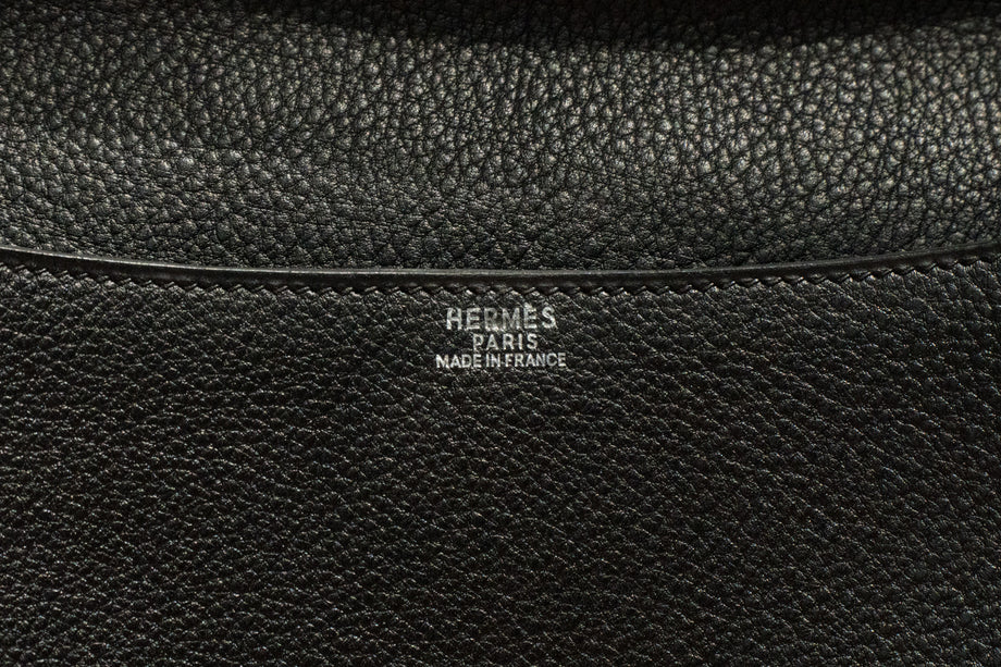 エルメス トゥアレグ シルバー クラッチバッグ「ミニマルワード