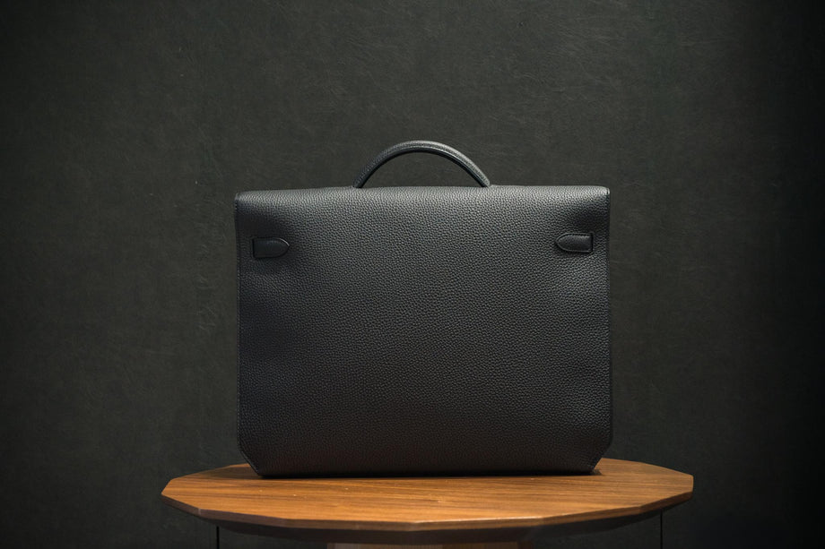 エルメス ケリーデペッシュ 38 ブラック 2023年製 箱付き – 黒船時計古酒店