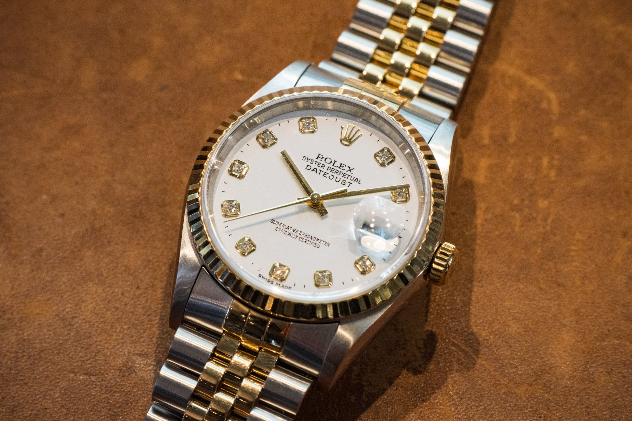 ロレックス デイトジャスト 16233G 10Pダイヤ 2000年製 – 黒船時計 