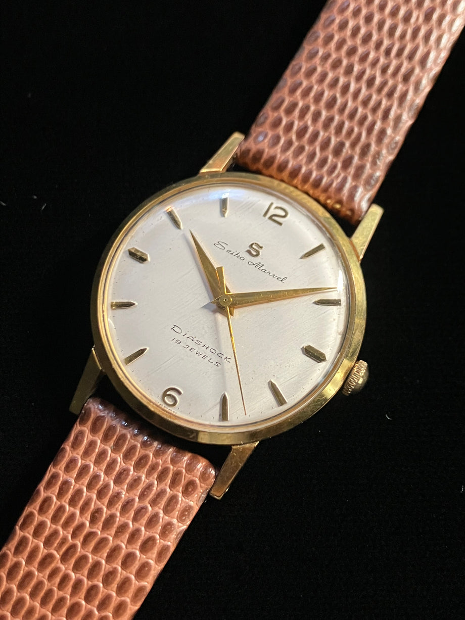 デッドストック ニバフレックス アンチマグネチック SEIKO 赤機械