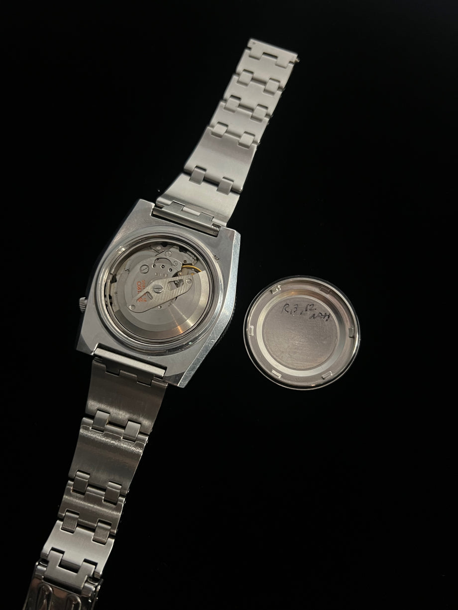 ✨SEIKO✨セイコー5✨6119-6050✨スポーツ✨ブラック文字盤✨腕時計